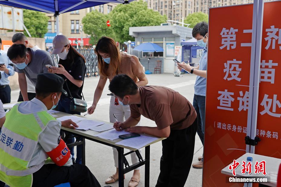 公狗操中国女人的屄