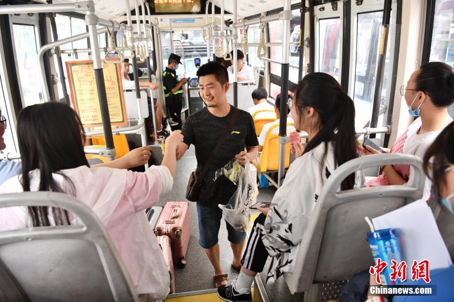 R级艳片婬乱人间Hd