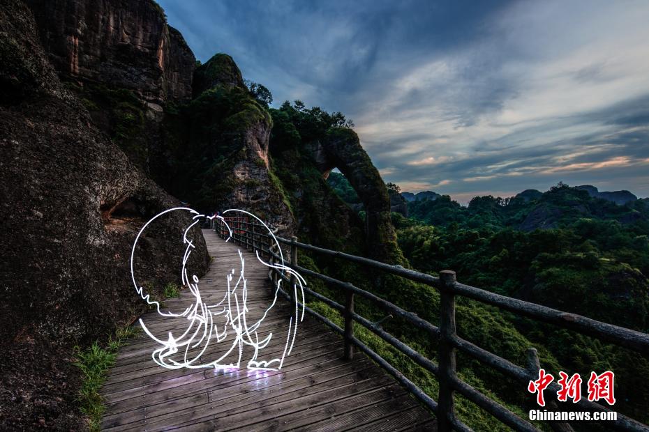 操老龄妇女一区