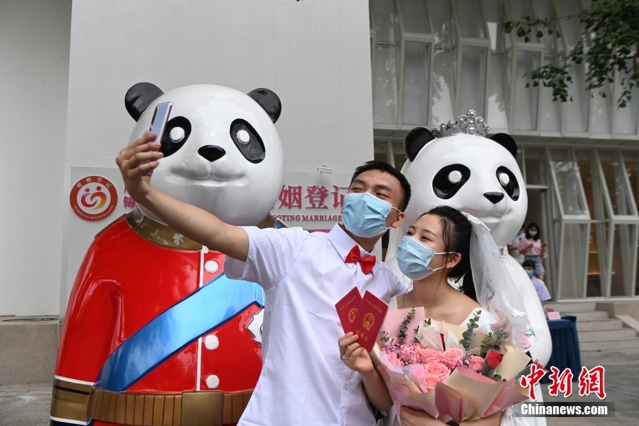 女人毛片
