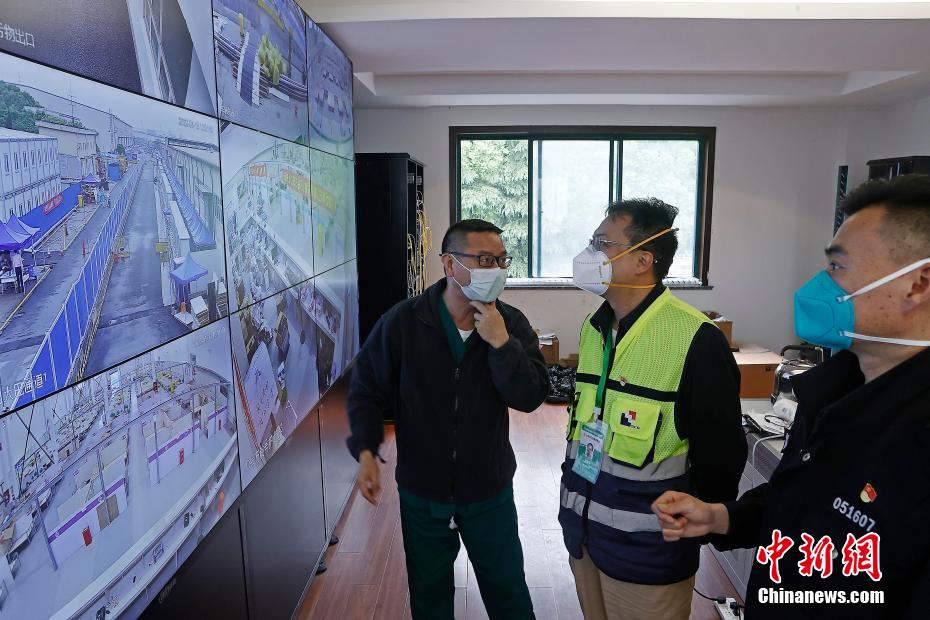公交车被c呻吟双腿打开微博文章