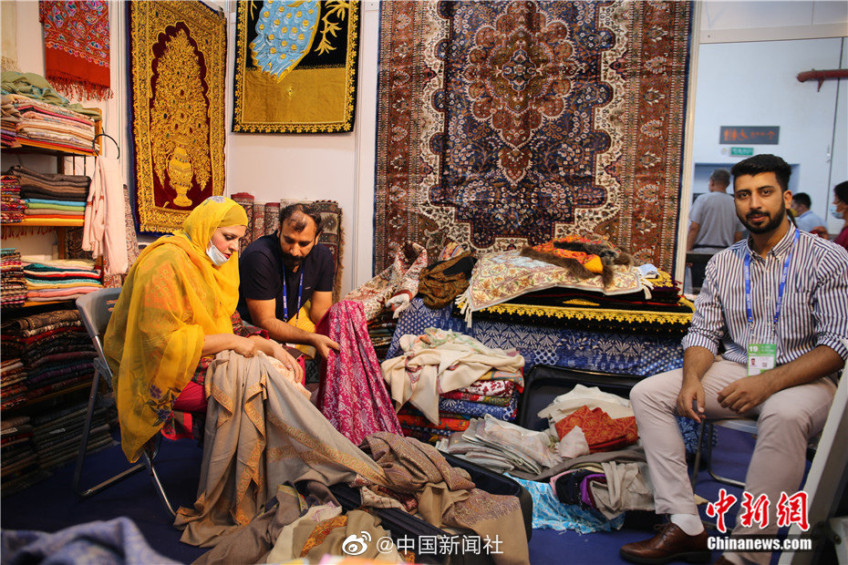 91人妻边做边打电话