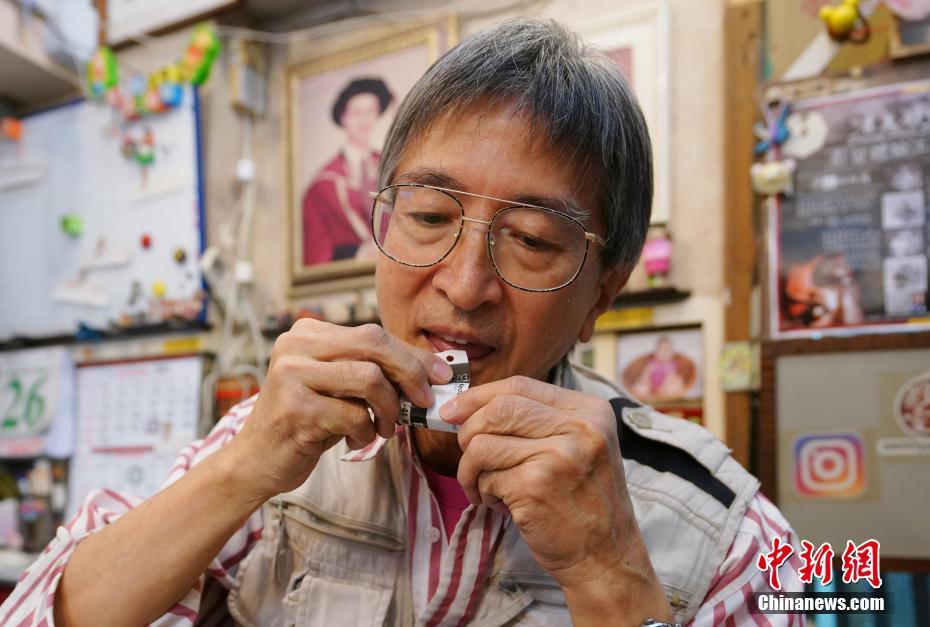 老太婆被躁的嗷嗷叫