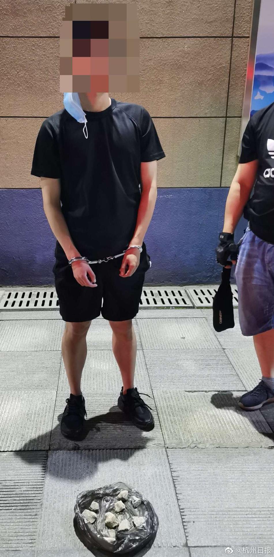 午夜一级毛片