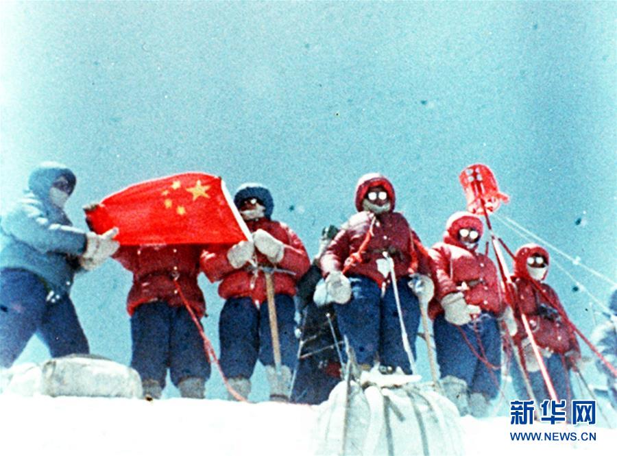 免费一区二区