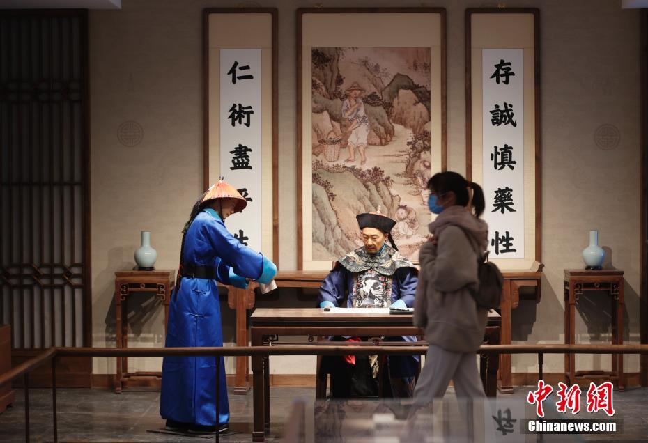 乱伦潮吹色视频免费