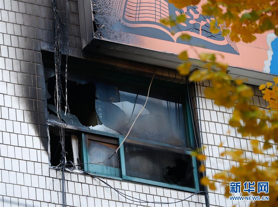 强伦人妻一区二区三区视频18