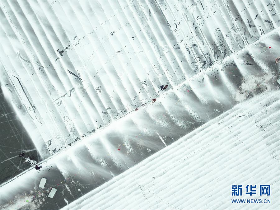 娇小vs性爽HD