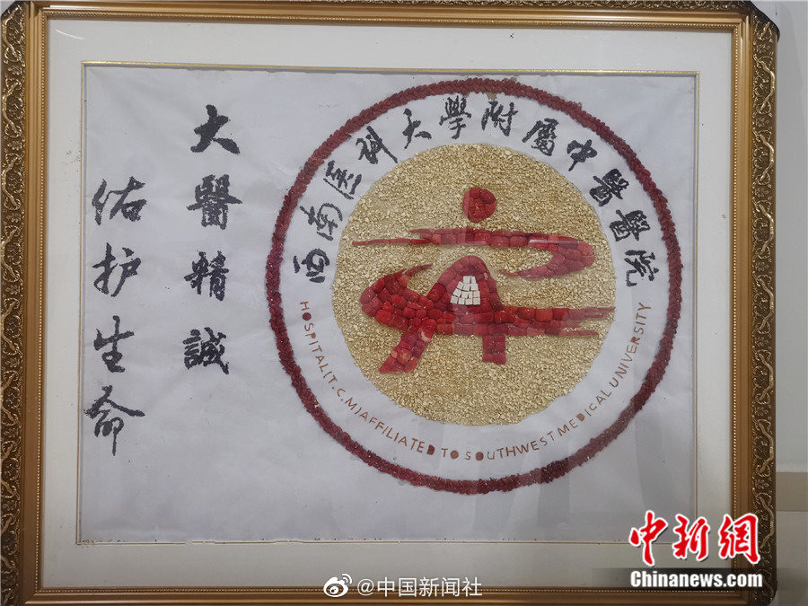 让娇妻尝试三p绿帽