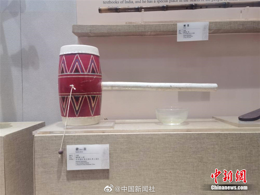 中国中年俊男一级片