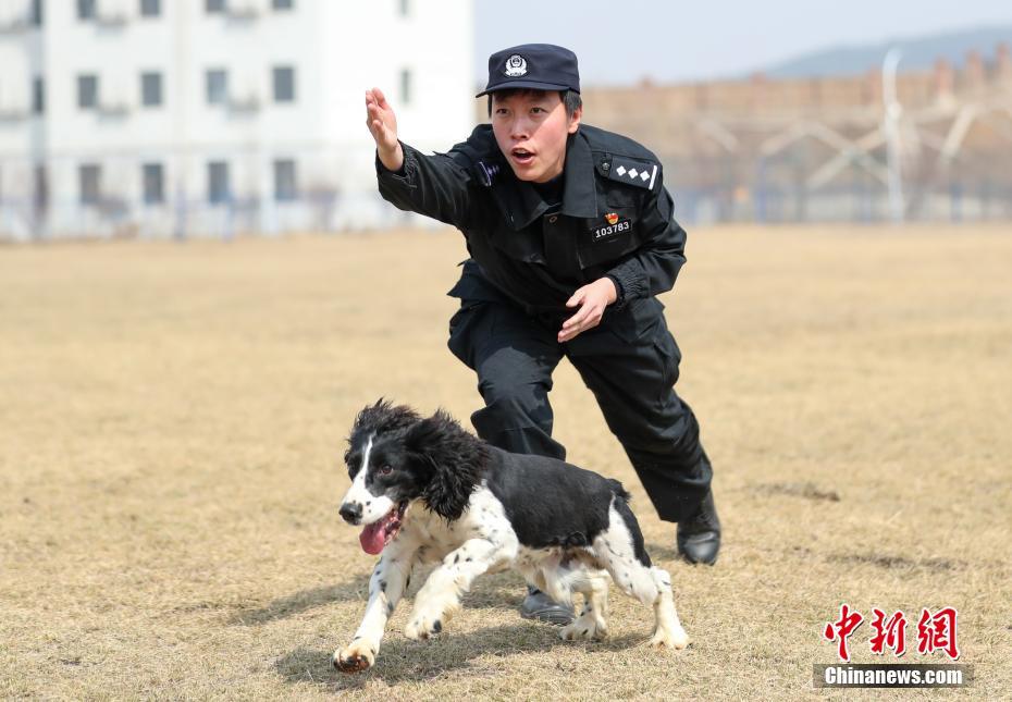 亚洲精品秘 一区二区三小