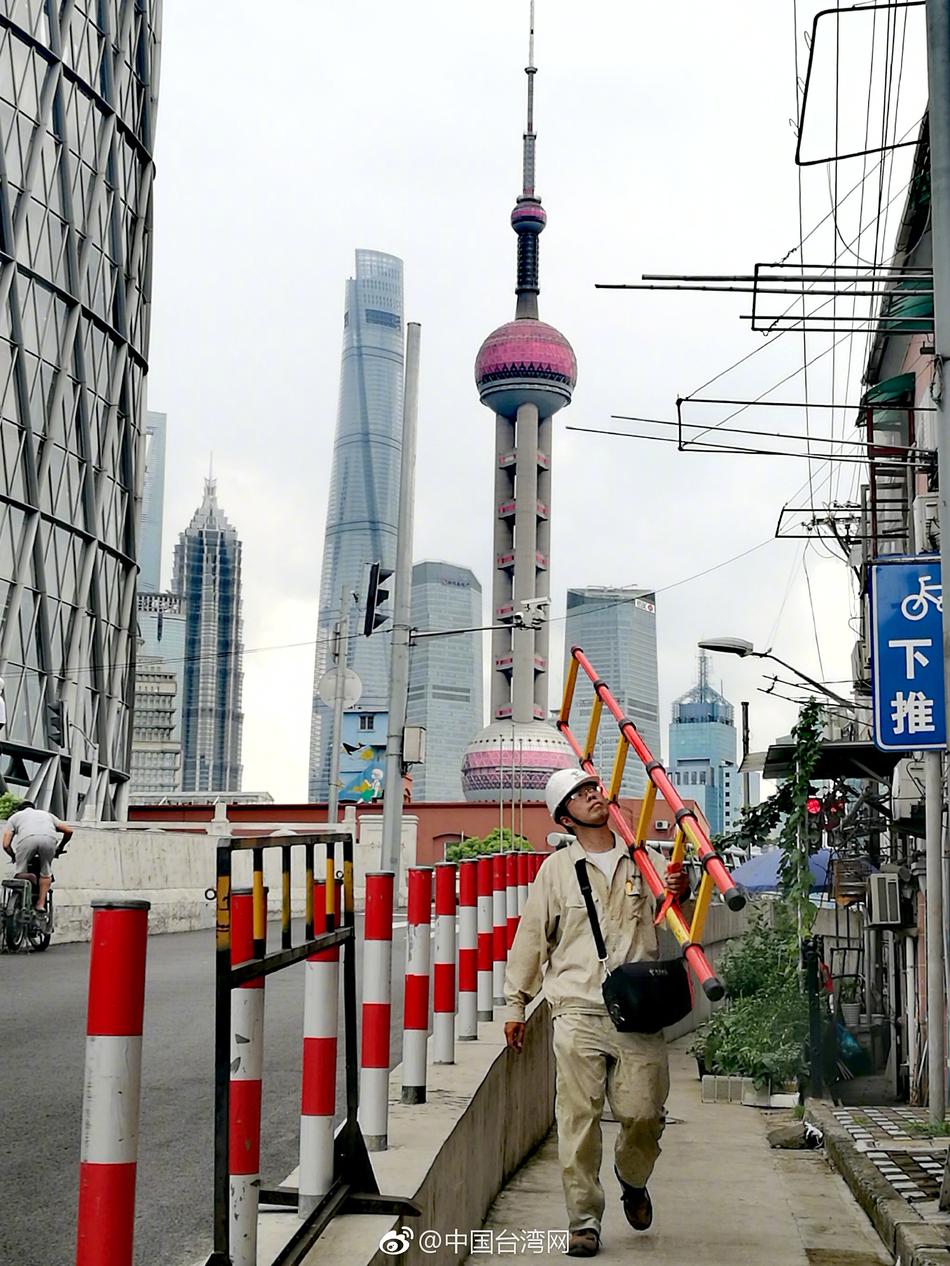 男生女生在一起嗟嗟嗟电视剧30分钟电视剧