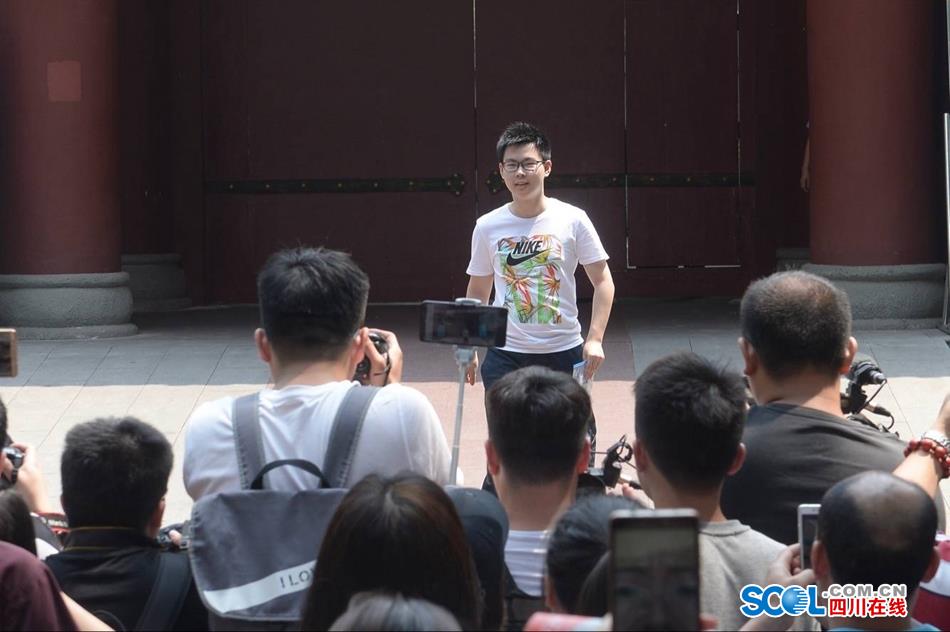 高清 成人 网