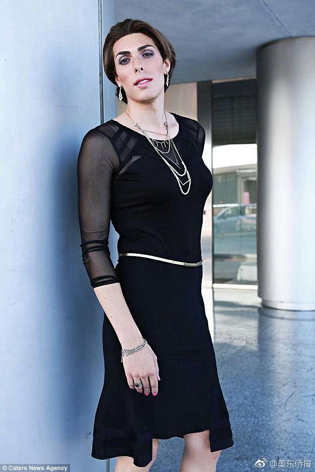 各国妇女BB撒尿