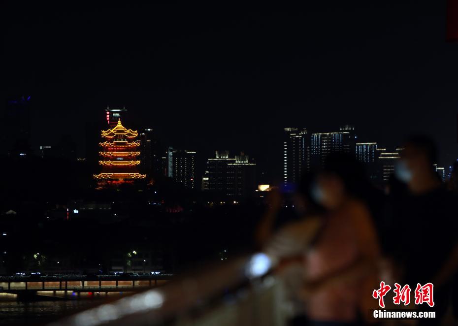 张丽Avhd
