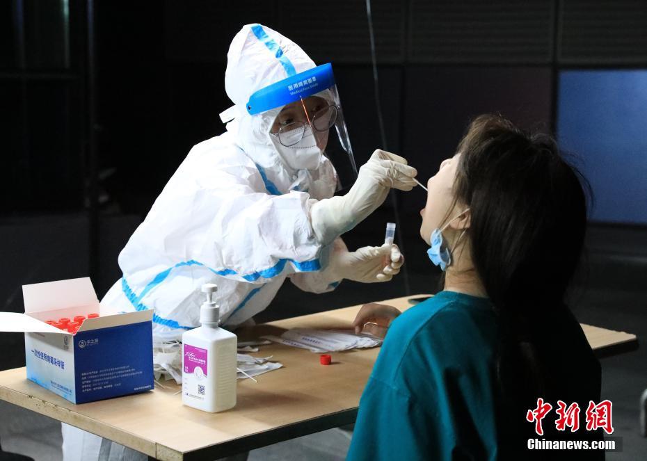 免费高清黄色视频