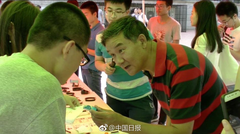 不知火舞被捆绑?到高潮