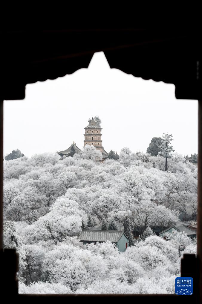 三级裸体美女洗澡偷拍