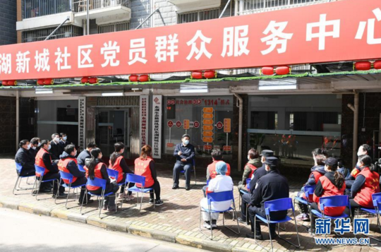 男男gαy洗澡互吃鳮吧网站