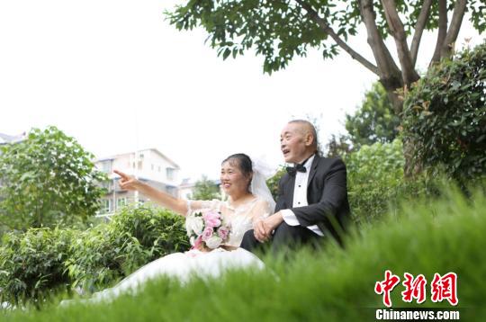 成年人毛片