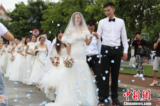 曰本丰满少妇Xxxx乱