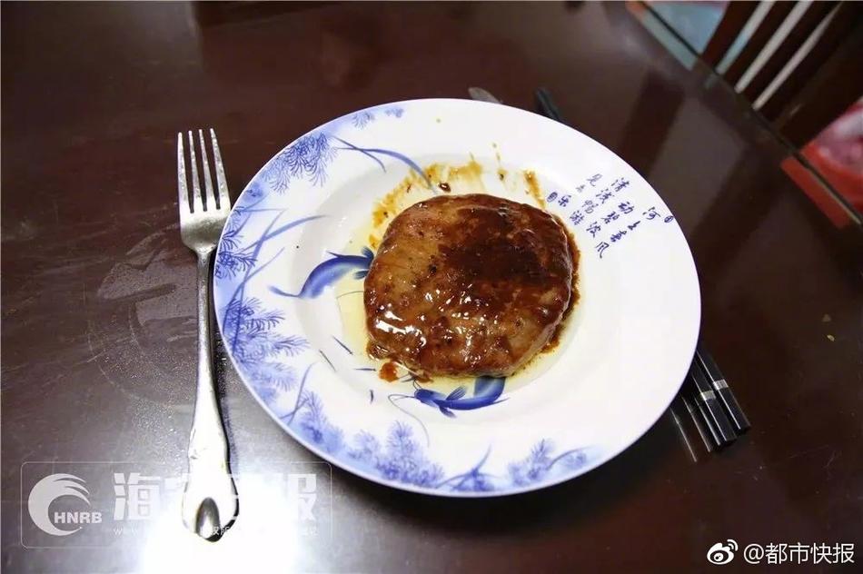 护士脱了精光让人摸秘