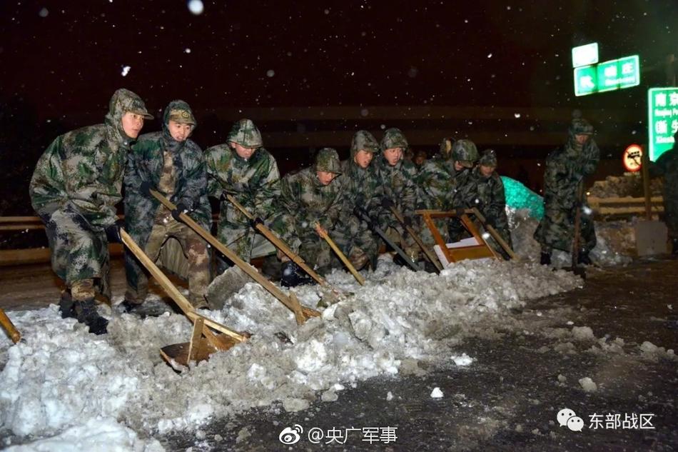 吴梦梦被男人猛烈进入