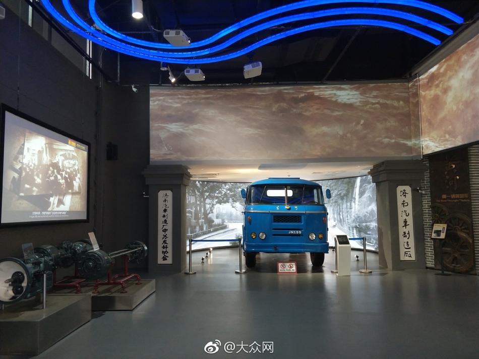 催眠的办公桌2.0内置菜单版
