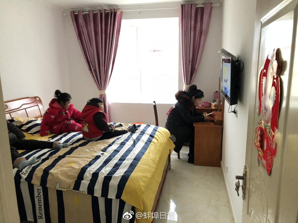 奶头硬舔插在线