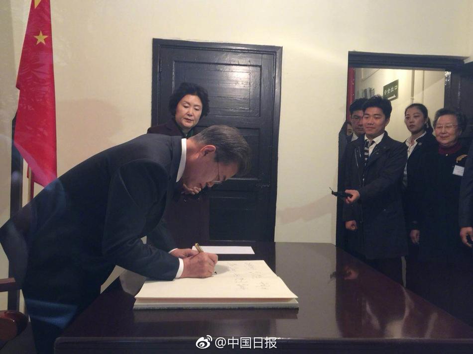 100岁老太婆裸交