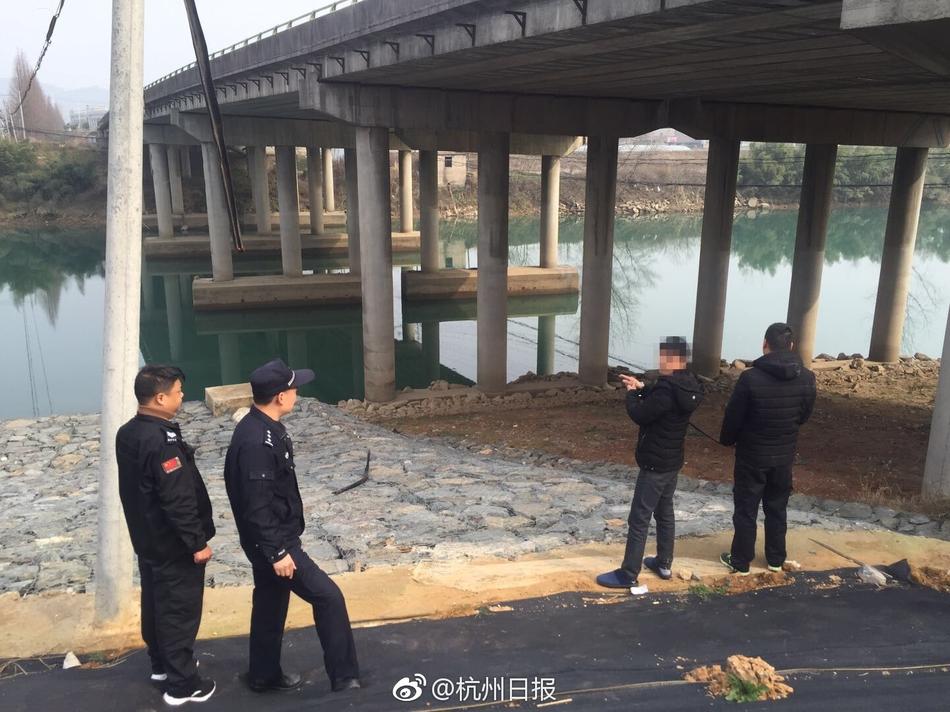 欧美浓毛少妇