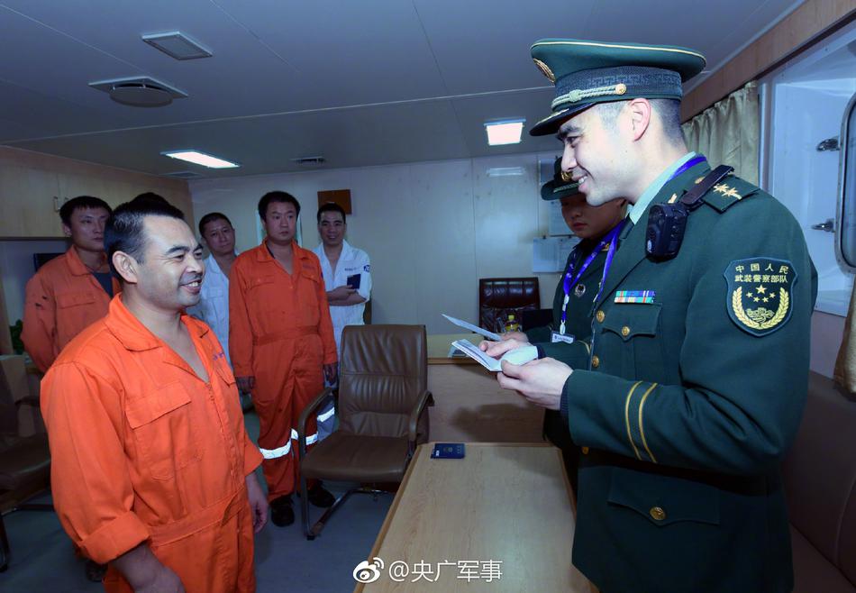 肥婆性爱视频免费