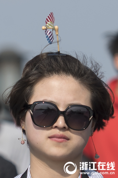 韩国人妻三级黄色片殷