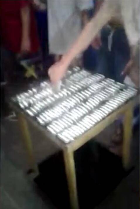 欧美人与物动XXXZZZZ