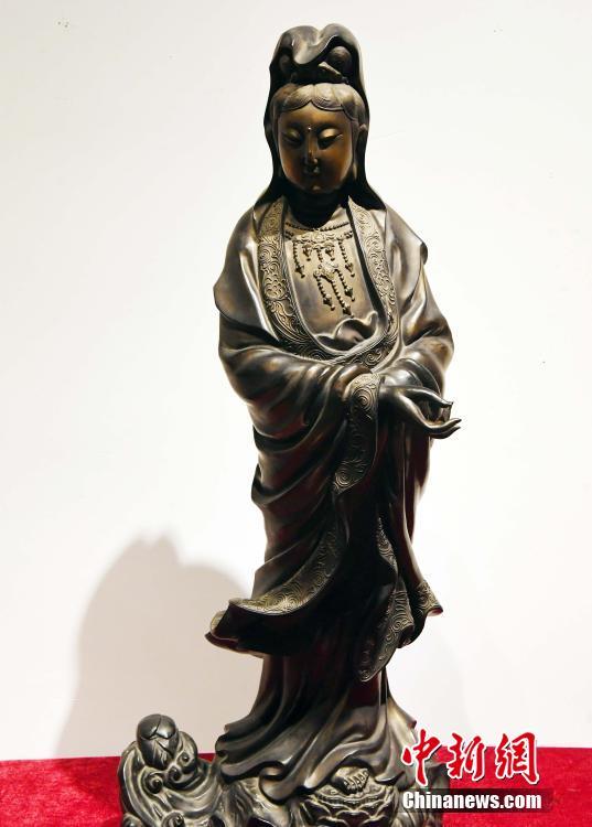 伊人亚洲