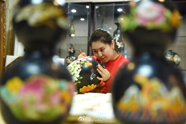 自拍偷拍色网站