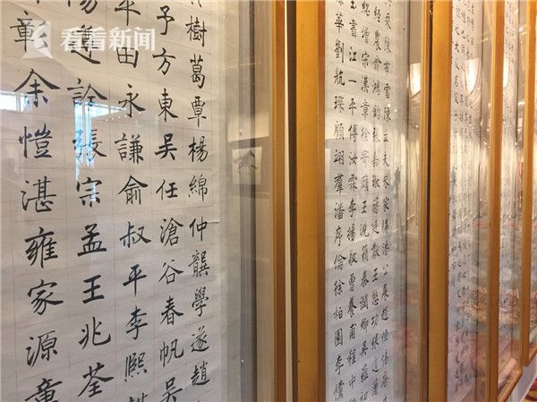 老汉脱的精光自慰