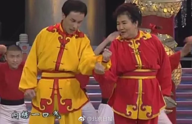 成人 电影 做爱