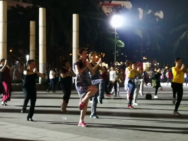中国黄色免费Hd