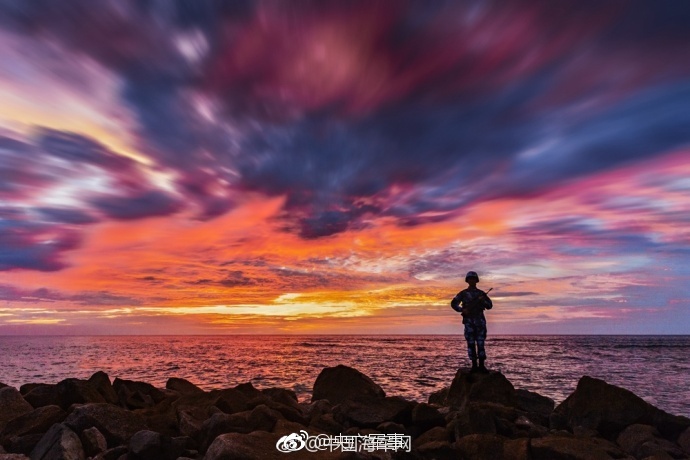 成 人 免 费 黄 色 网 站 无 毒