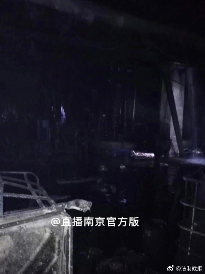 台灣足交