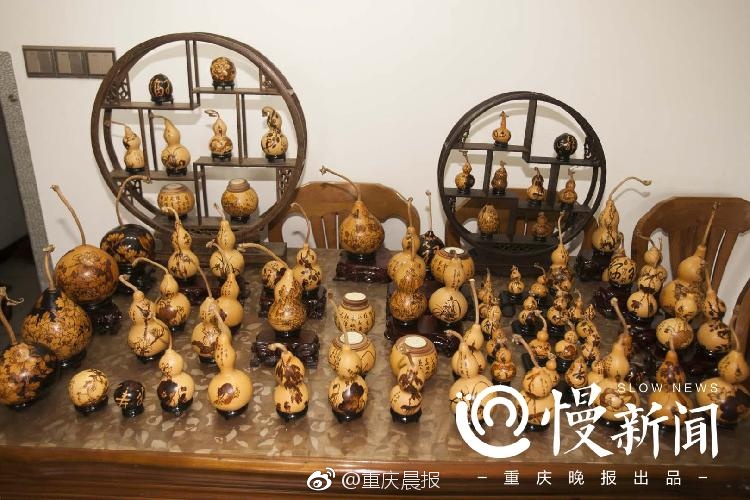 丈夫遗体前大汗淋漓