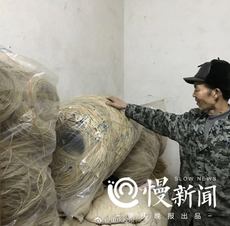 靠逼片
