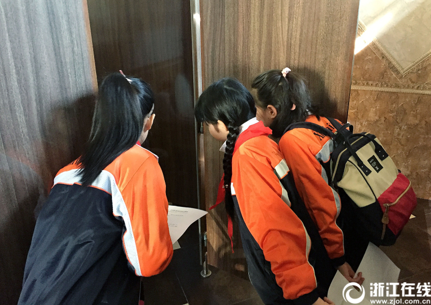 欧美人兽性×Xx