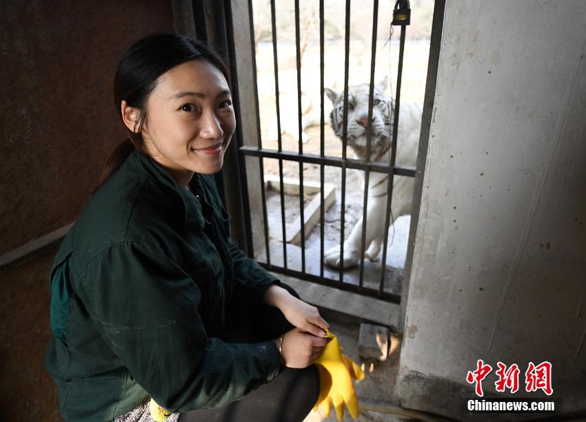 美女直播全婐APP免费