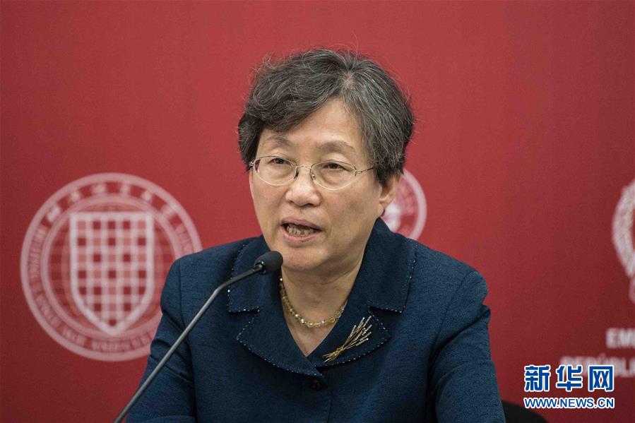 美女脱一光二净