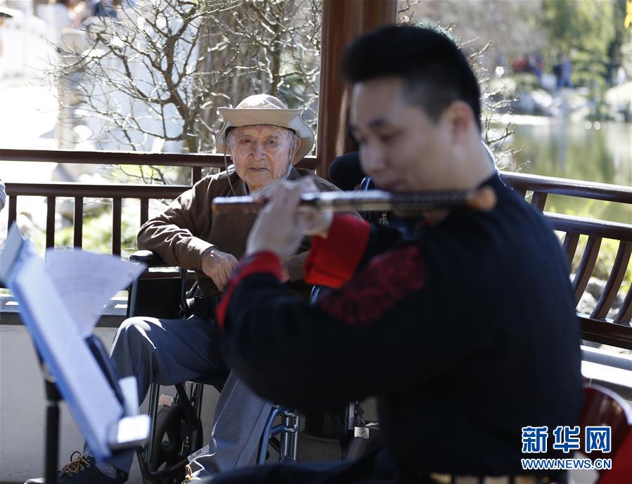 欧美黑人超大型淫色片