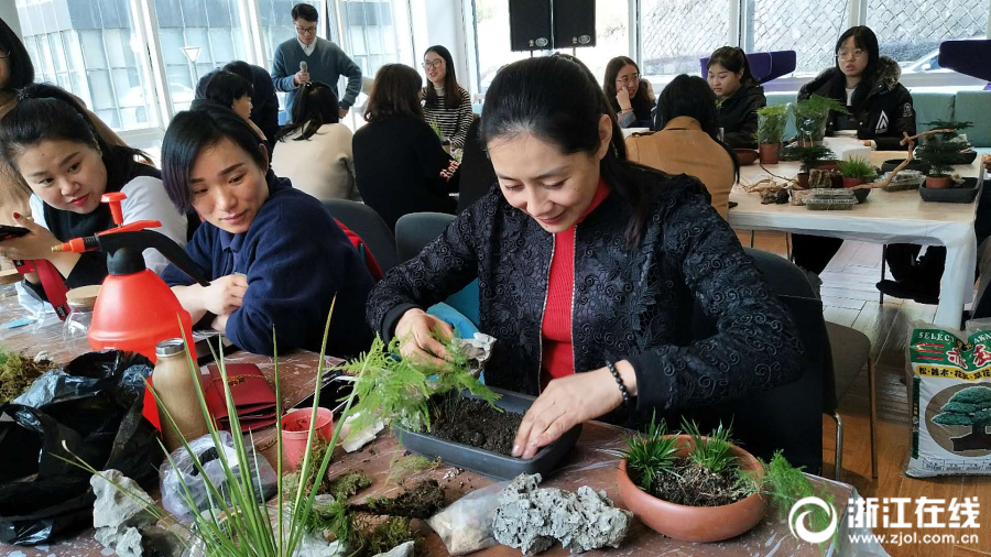 亚洲欧洲成熟熟女妇专区