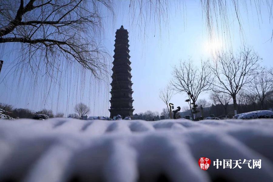 大学生初次破苞痛哭h