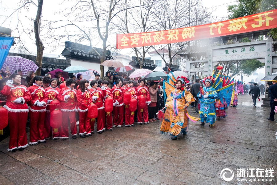 中国帅小伙同性男男裸交
